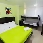 Hotel Marina Suites