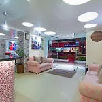 Hotel Marina Suites