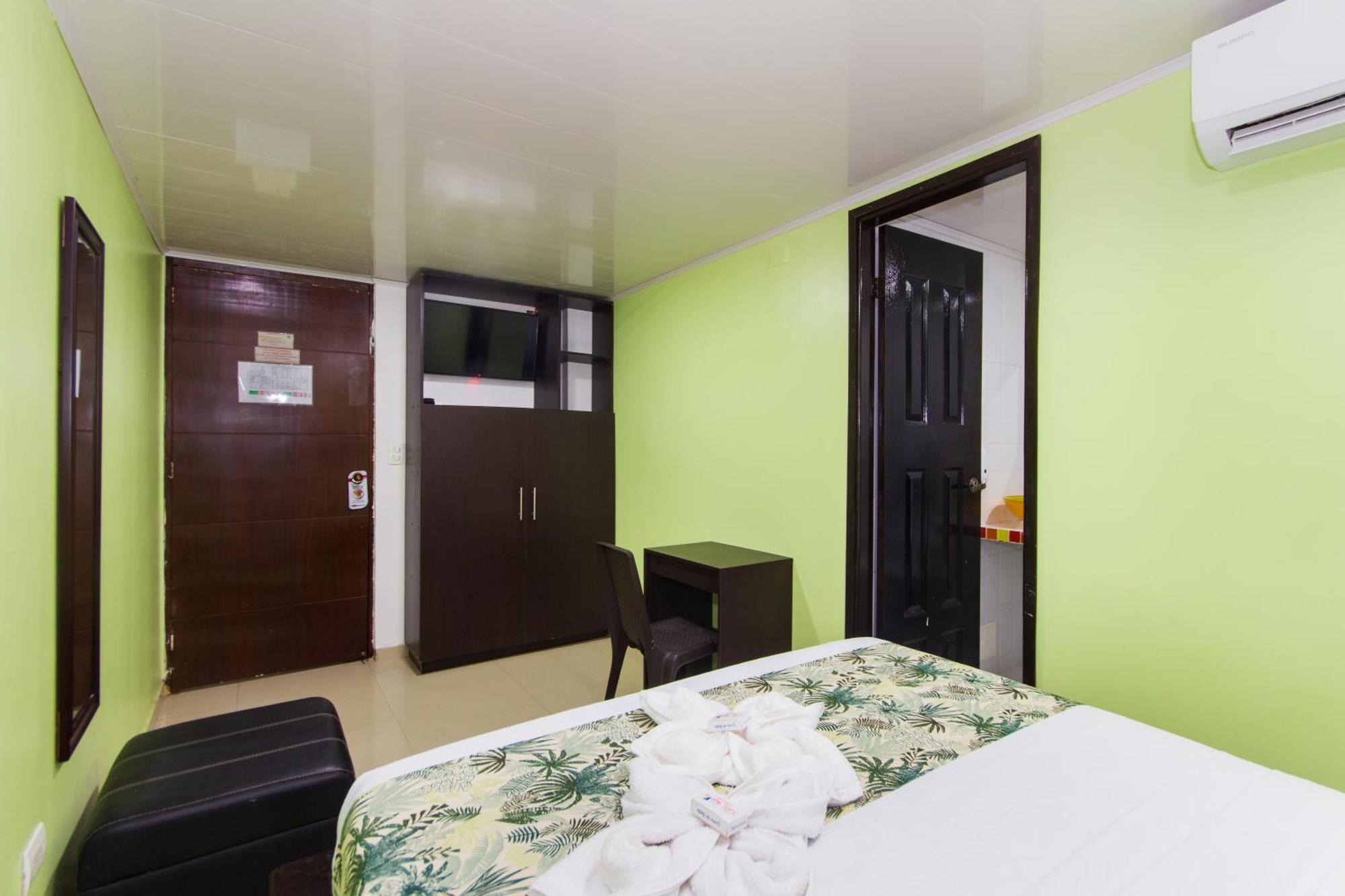 Marina By Geh Hotel 3*