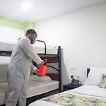 Hotel Marina Suites