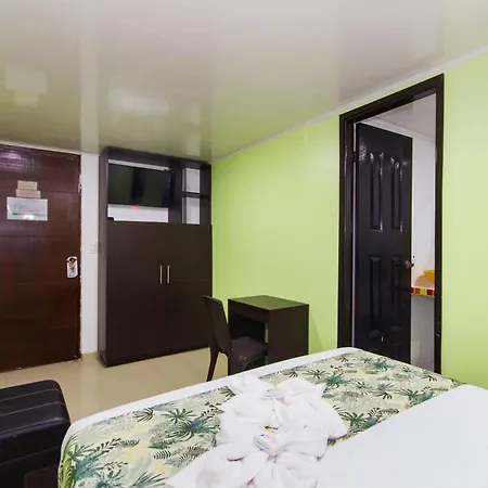Marina By Geh Hotel 3*